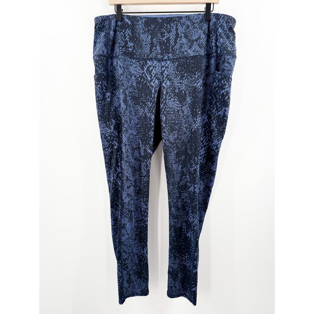 Chico's Zenergy Leggings Womens Size 3 / US 16-18 So Slimming Pocket blue animal